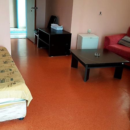 Bato Thermal Hotel بطمان المظهر الخارجي الصورة