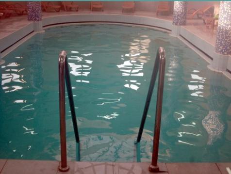 Bato Thermal Hotel بطمان المظهر الخارجي الصورة