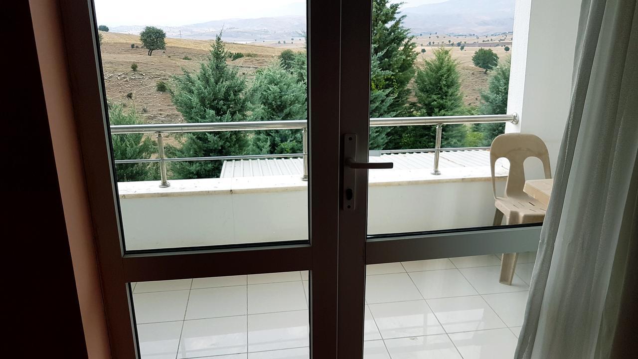 Bato Thermal Hotel بطمان المظهر الخارجي الصورة
